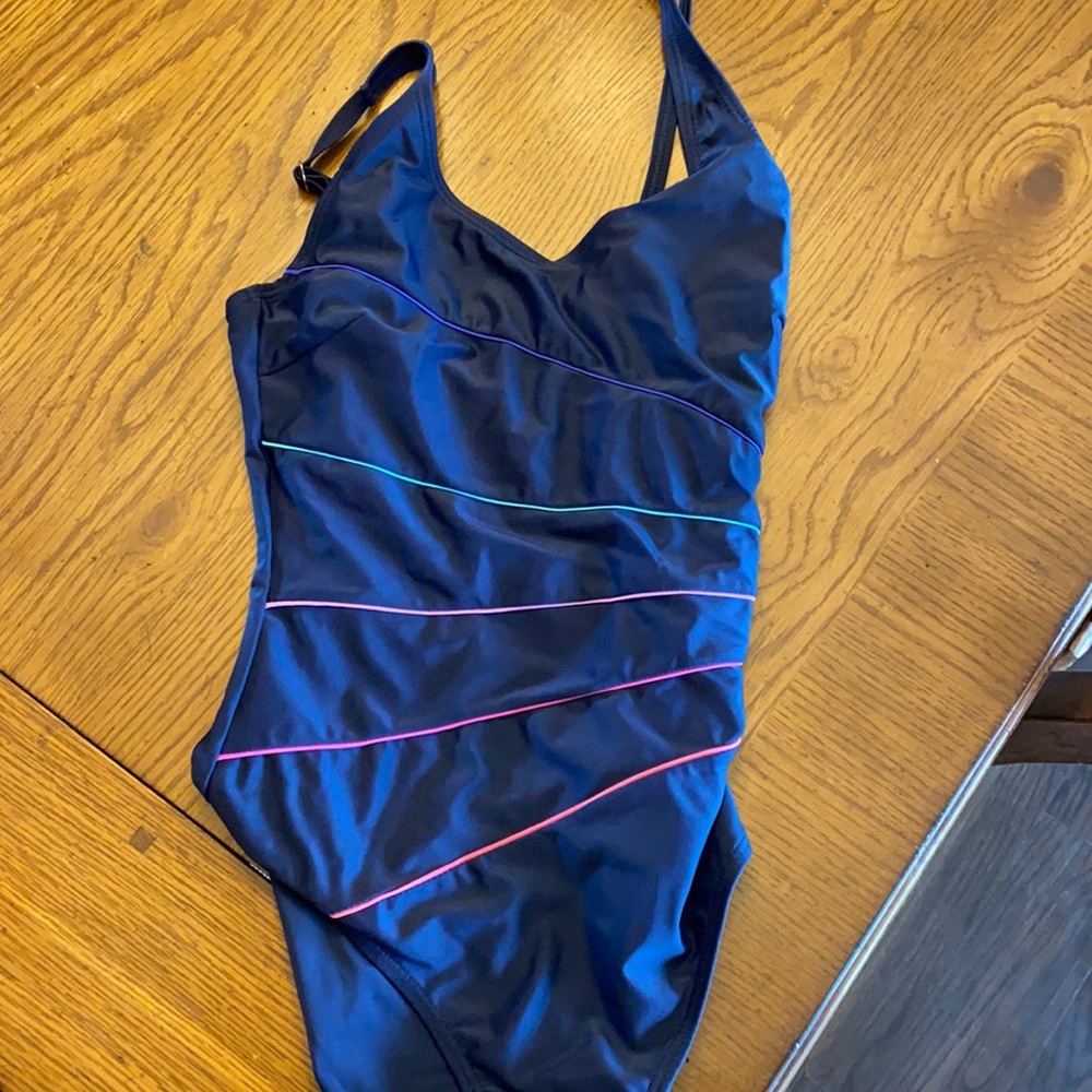 Pretty one piece bathing suit
